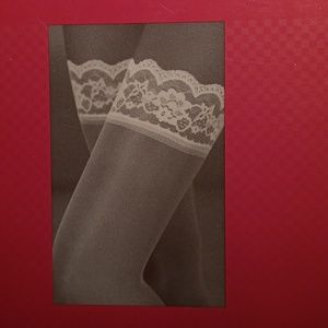 NWT ~ Vintage 90s White Lace Top Sheer Nylon Thigh Highs (Med/Tall)